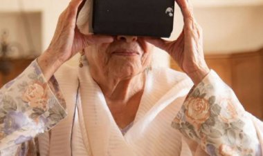 Idosos veem cidade natal graças à realidade virtual 73 anos após fugir de guerra